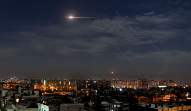 Συρία: Η Ρωσία κάλεσε το Ισραήλ να σταματήσει τα αεροπορικά πλήγματα