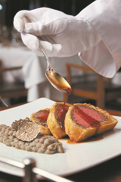 Ο σκηνοθέτης, οι Dolce & Gabbana και η Ακρόπολη