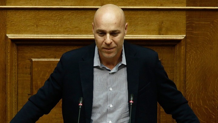 Απάντηση Αμυρά σε Καμμένο: Χίλιες φορές νυφούλα, παρά ζωντοχήρα