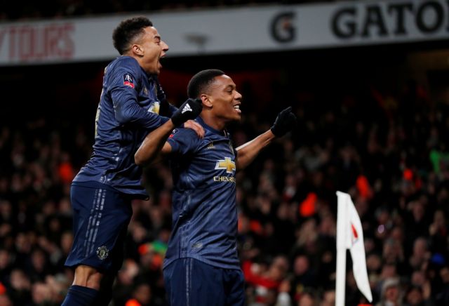 Η Γιουνάιτεντ άλωσε το «Εμιρέιτς», τραυματίστηκε ο Σωκράτης