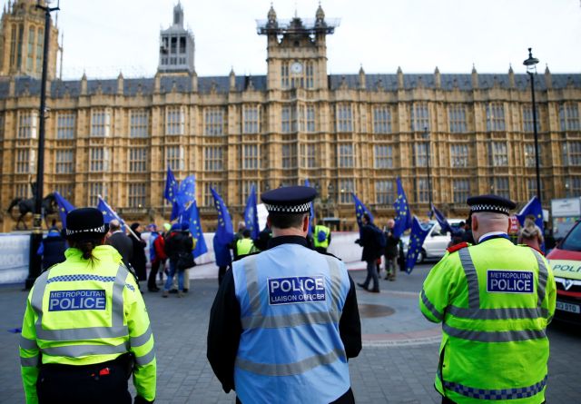Βουλευτής ανέβαλε την καισαρική για να παραστεί στην ψηφοφορία για το Brexit