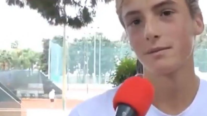 Δείτε τον… 10χρονο Στέφανο Τσιτσιπά να μιλά για τον Φέντερερ