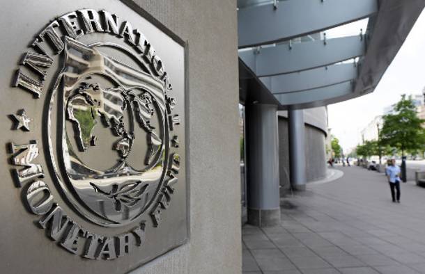 Ηχηρές καμπάνες από ΔΝΤ για την ελληνική οικονομία