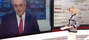 Εισέβαλαν στο στούντιο της ΕΡΤ και διέκοψαν το βραδινό δελτίο ειδήσεων