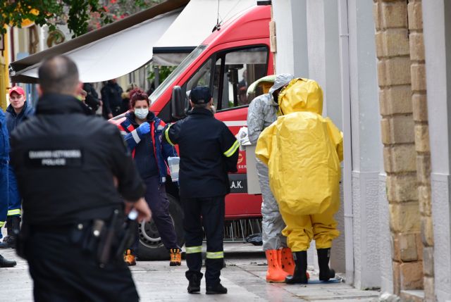 Υποπτος φάκελος με παραλήπτη το Πανεπιστήμιο Πειραιά