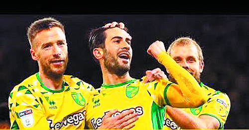 Λιντς και Νόριτς οδηγούν