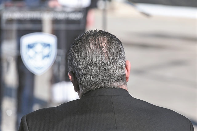 Ενοχη σιωπή από το Μαξίμου για την τροπολογία-πλυντήριο