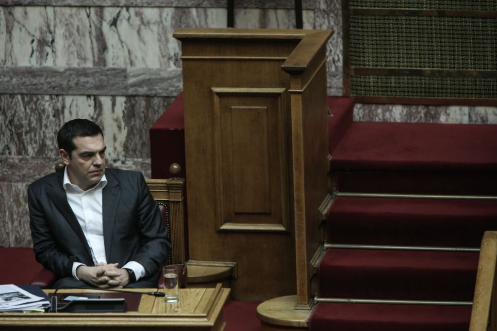 Διορθωτικός ανασχηματισμός με το βλέμμα στις κάλπες