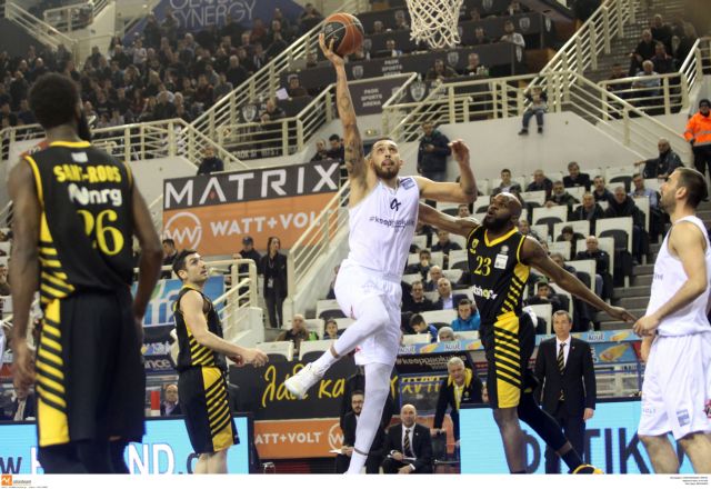 Νίκη του ΠΑΟΚ επί της ΑΕΚ