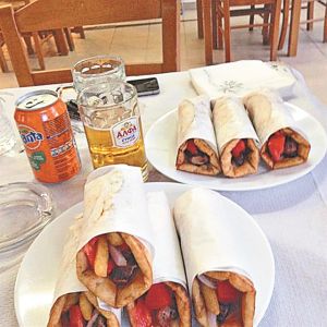 Ψησταριά Πανερυθραϊκός (Νικολάου Πλαστήρα 18)