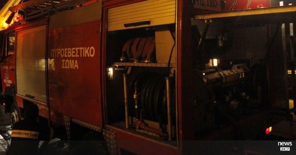 Τον έσωσαν οι πυροσβέστες από φλεγόμενο διαμέρισμα στα Κάτω Πατήσια