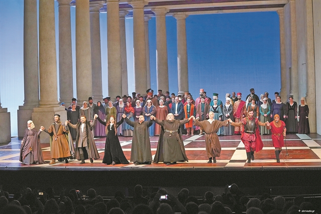 Βαθιά υπόκλιση στον «Σιμόν Μποκανέγκρα»