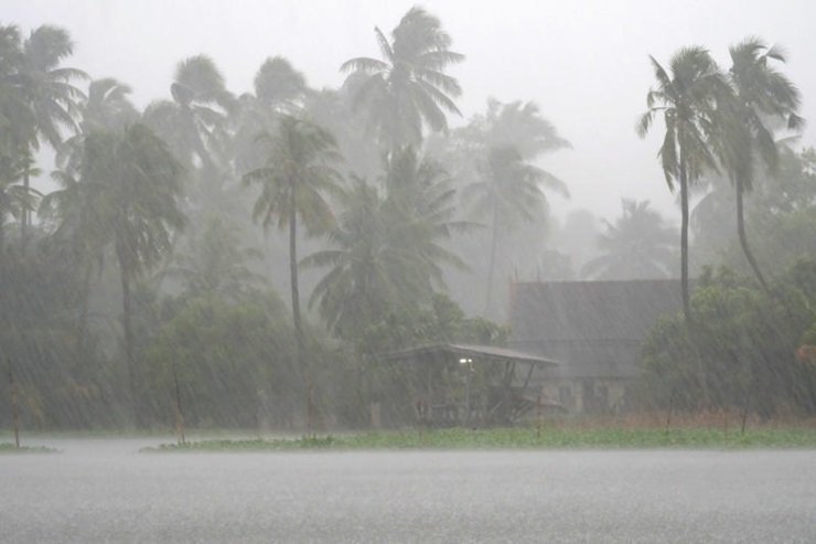Συναγερμός στην Ταϊλάνδη εν αναμονή της τροπικής καταιγίδας Παμπούκ