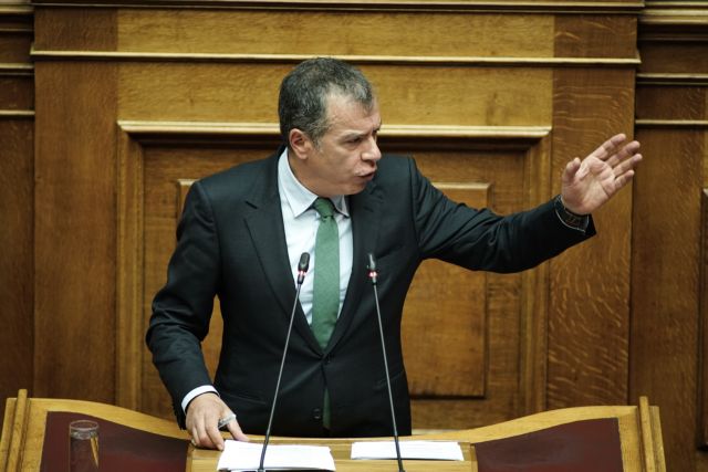 Θεοδωράκης: Θετική ψήφος για τις Πρέσπες δεν σημαίνει ψήφος εμπιστοσύνης