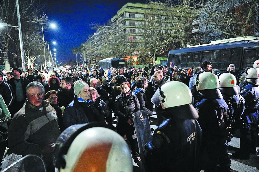 Επεισοδιακή υποδοχή στον Πρ. Παυλόπουλο