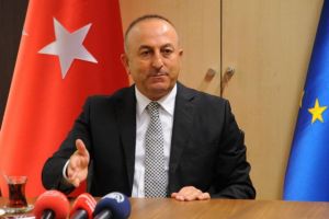 Τσαβούσογλου προς ΗΠΑ: Δεν θα μας εκφοβίσει καμία απειλή