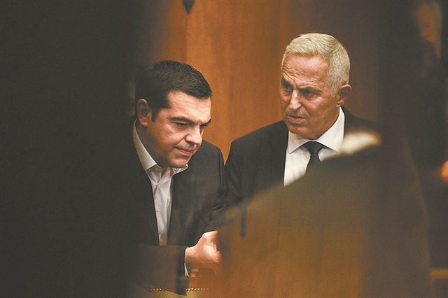 Αλλαγή πλεύσης από τον Τσίπρα