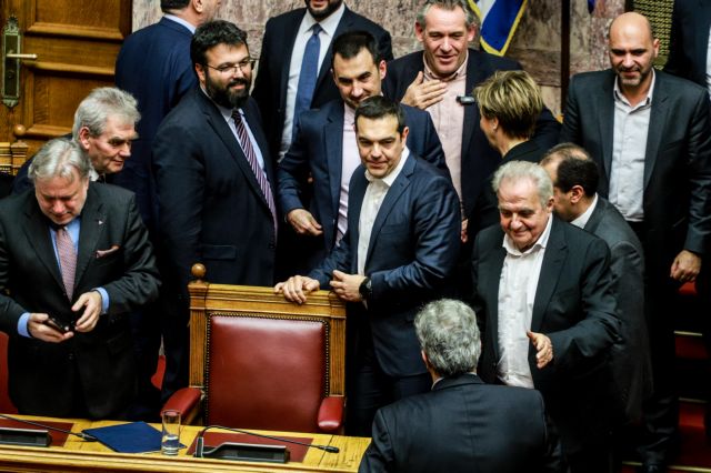 Τσίπρας μετά την ψήφο εμπιστοσύνης: Συνεχίζουμε μέχρι το τέλος της θητείας μας