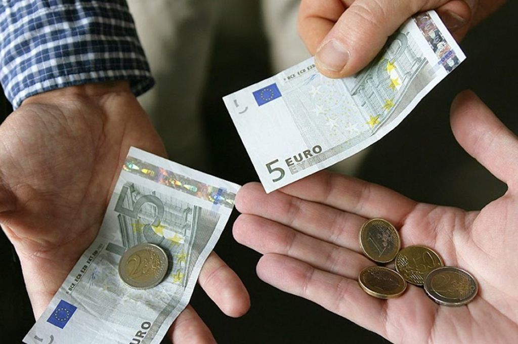 Πρωταθλήτρια κόσμου στους χαμηλότερους κατώτατους μισθούς η Ελλάδα (πίνακας)