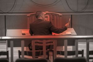 Ο φόβος της Ακροδεξιάς και τα παραθυράκια ανησυχίας