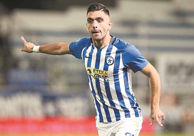 Το ντόμινο χτυπάει την πόρτα