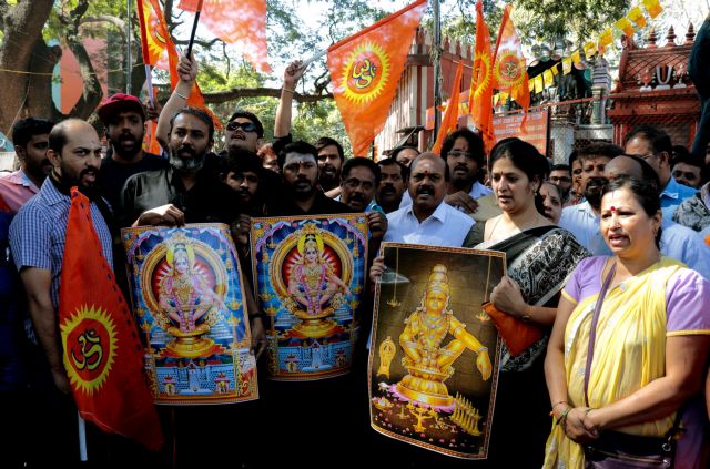 Ινδία: Απειλείται η ζωή δυο γυναικών που μπήκαν σε ινδουιστικό ναό