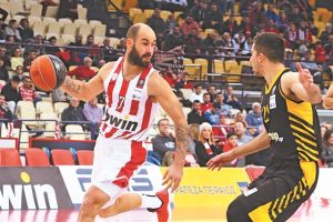 Προσφυγή από τον Ρόμπερτς