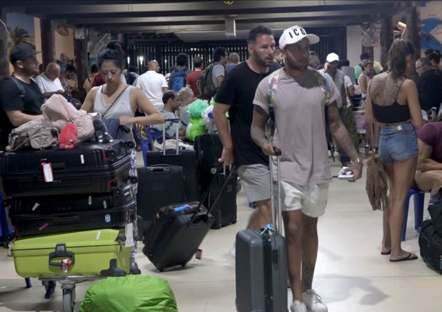 Ταϊλάνδη: Εκατοντάδες τουρίστες αποκλείστηκαν λόγω καταιγίδας