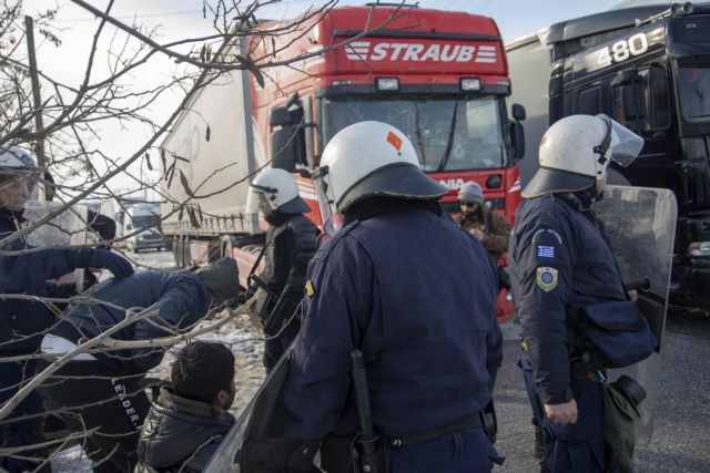 Εξι συλλήψεις μετά τη διαμαρτυρία στην προσφυγική δομή Διαβατών