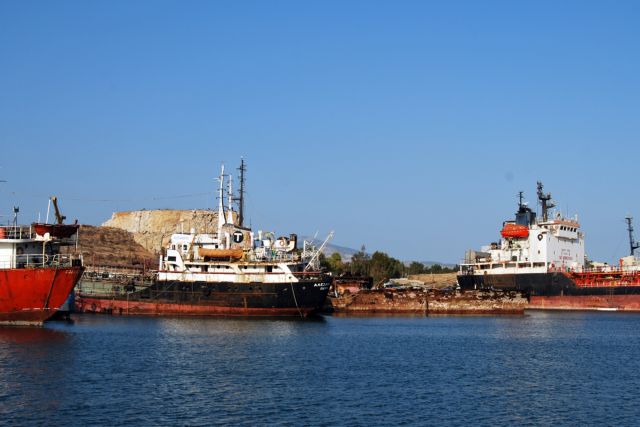 Γερμανικά ΜΜΕ: Ελευσίνα, «νεκροταφείο πλοίων»