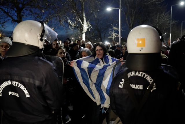 Θεσσαλονίκη: Νέες συλλήψεις για τα επεισόδια έξω από το Μέγαρο Μουσικής