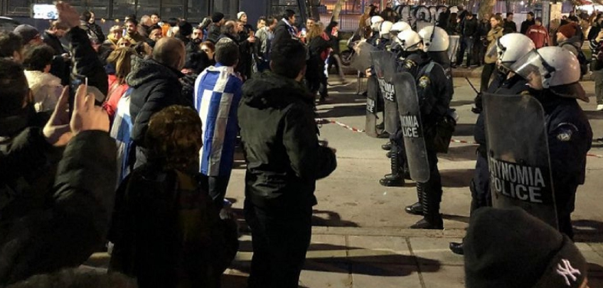 «Μακεδονικό»: Τρομάζουν τα επεισόδια στη Βόρεια Ελλάδα κατά βουλευτών και Παυλόπουλου