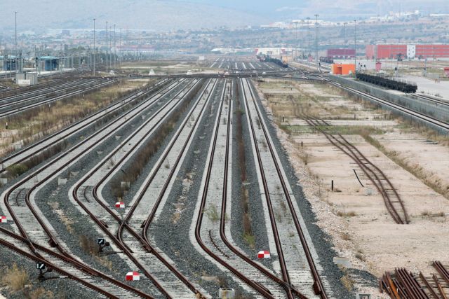 Δρομολογούν και δεύτερο εμπορευματικό κέντρο στο Θριάσιο Πεδίο