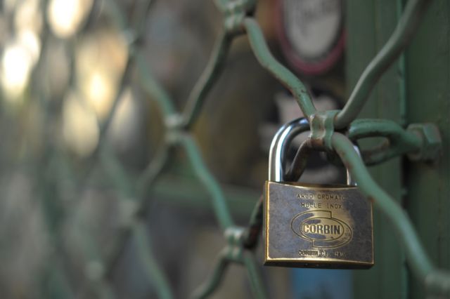 Επιχειρήσεις με «βαριά» ονόματα που έπεσαν «θύματα» της κρίσης