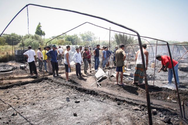 Εισαγγελέας για τους 355 αδήλωτους εργάτες στη Μανωλάδα