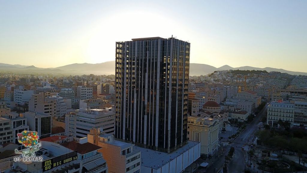 Αξιοποιείται ο εμβληματικός Πύργος του Πειραιά