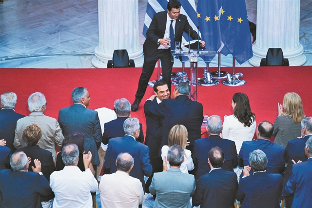 Κωδικός «Αλλαγή ατζέντας» με Σύνταγμα και Εκκλησία