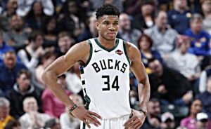 Αμφίβολος ο Αντετοκούνμπο κόντρα στους Μπουλς