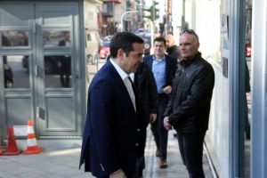 Νέο άνοιγμα Τσίπρα στην κεντροαριστερά