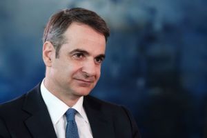 Μητσοτάκης: «Φύγετε να ανασάνει η Ελλάδα»