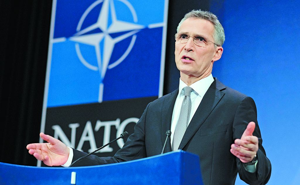 Το ΝΑΤΟ υποδέχεται τη Βόρεια Μακεδονία