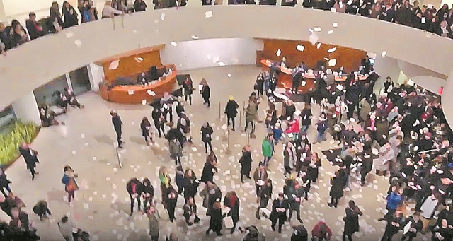 «Εβρεξε» συνταγές και χάπια στο Γκούγκενχάιμ