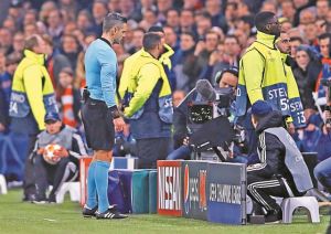 Εγινε το ποδαρικό, άρχισαν οι γκρίνιες