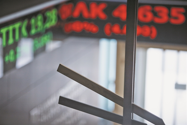 Πτώση χωρίς φρένo στο χρηματιστήριο