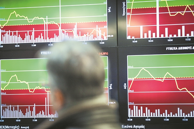 Διόρθωση στο ΧΑ με το βλέμμα στο εξωτερικό και στις παροχές Τσίπρα