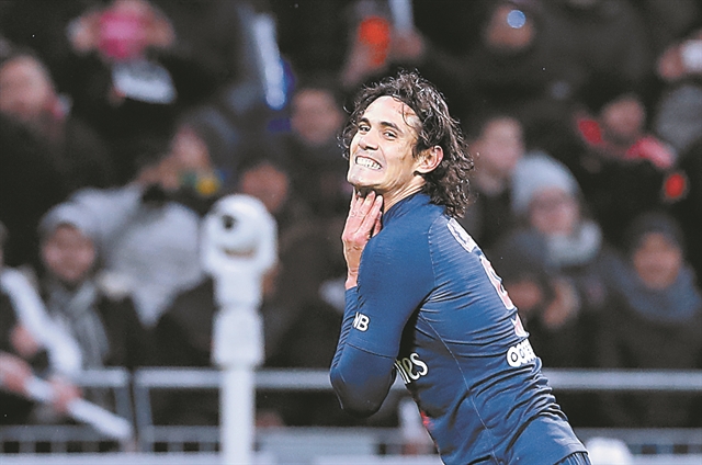 Πρώτη ήττα για την Παρί!