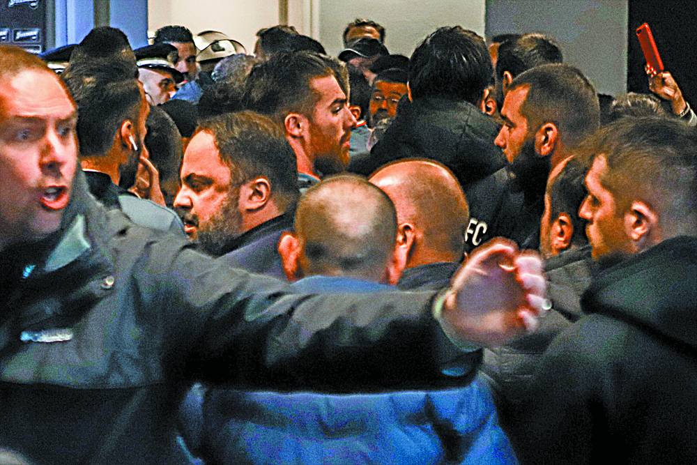 Επίσημη καταγγελία και μηνύσεις από τον Ολυμπιακό