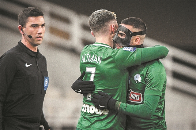 Ο μασκοφόρος και ο εκτελεστής