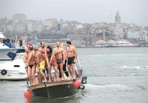 «Οι Ρωμιοί βρέθηκαν μεταξύ Παραδείσου και ελευθερίας»