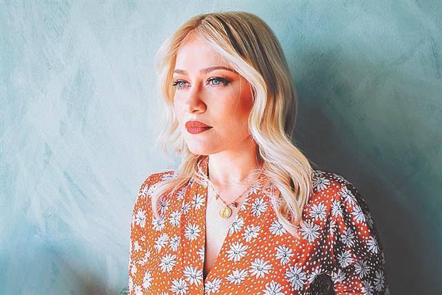 Ο καθρέφτης της κωμωδίας